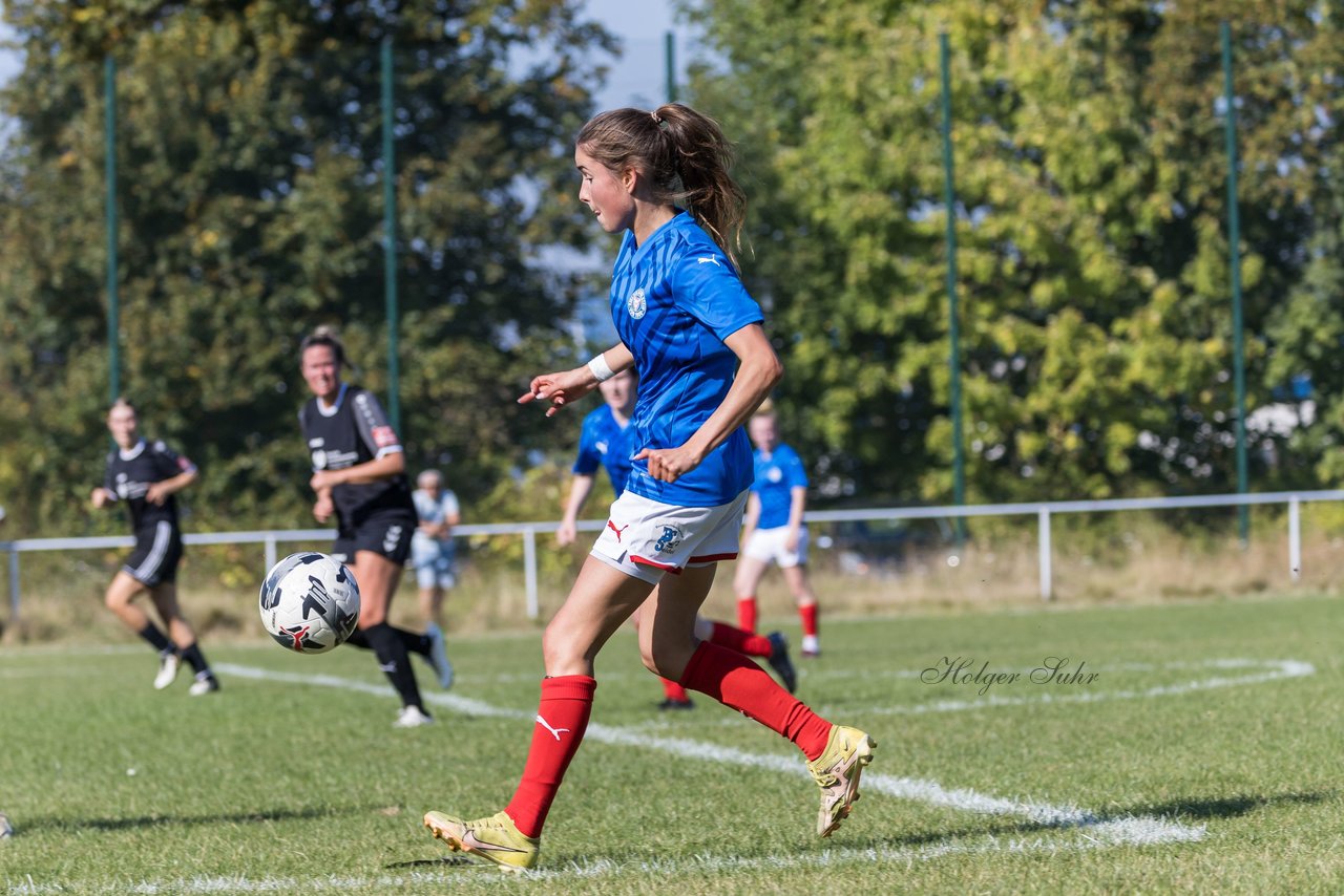 Bild 146 - F Holstein Kiel 2 - SSG Rot-Schwarz Kiel 2 : Ergebnis: 5:0